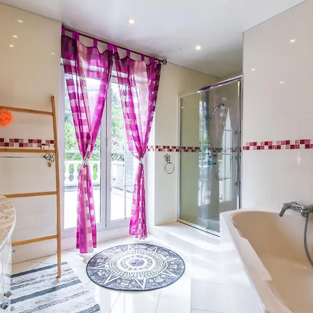 Mandalika Villa Noisy-le-Grand